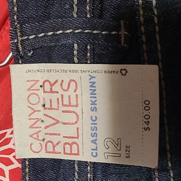Women's Canyon River Blue Jeans - Picture 3 of 5